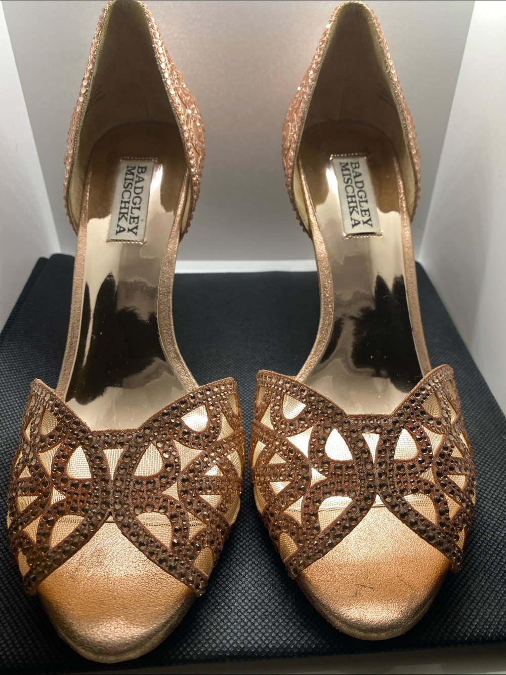 Badgley Mischka Harris Rose Gold Heels Size 8